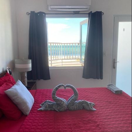 Sea Breezer Vacation Ocean Front En Condominio Playa Mar San Juan Eksteriør billede