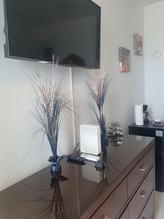 Sea Breezer Vacation Ocean Front En Condominio Playa Mar San Juan Eksteriør billede
